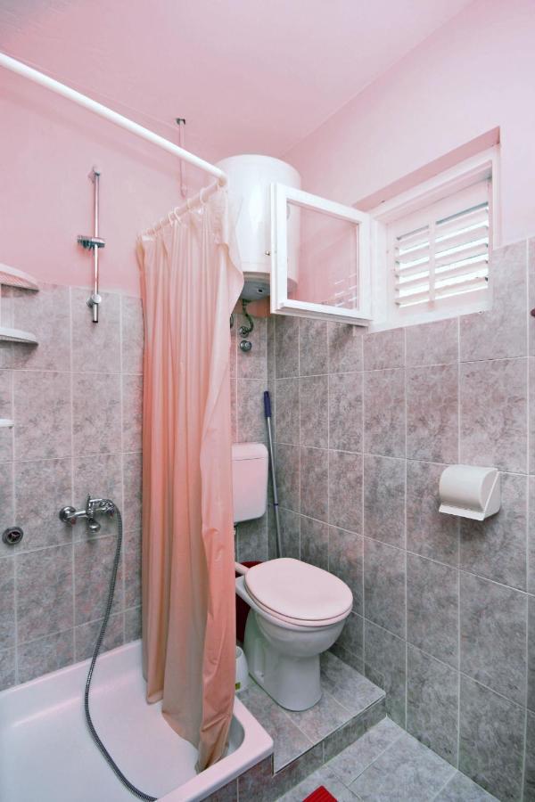 Family Friendly Apartments With A Swimming Pool Supetarska Draga - Donja, Rab - 2019 Εξωτερικό φωτογραφία